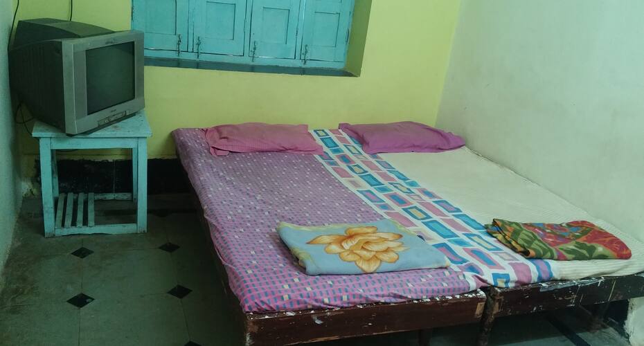 New Trimurti Lodge, Afzalpur 3